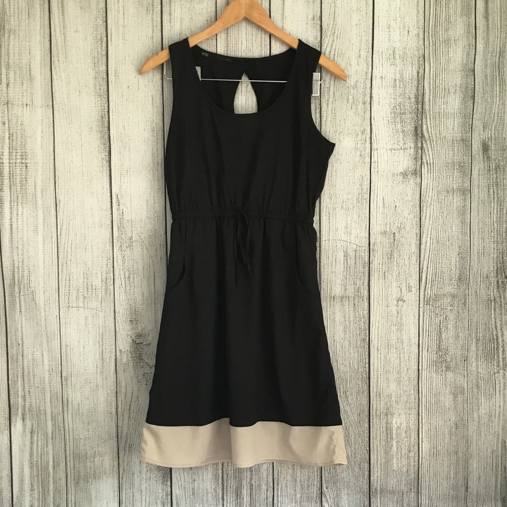 Maurice’s Dress, Pockets, Great for work! M
